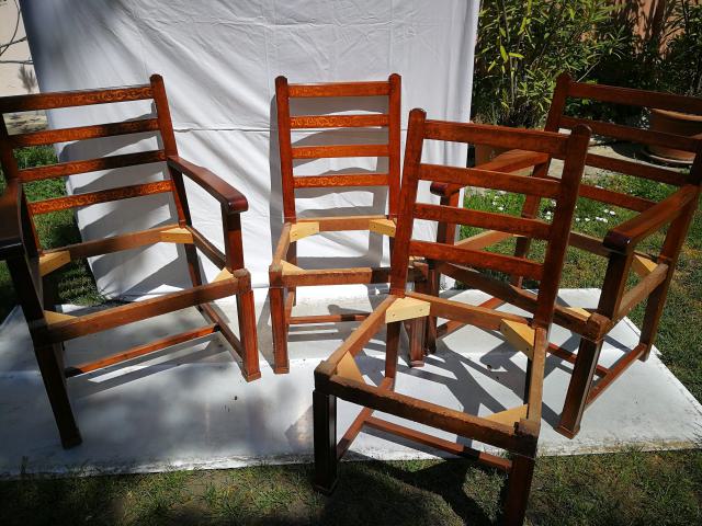 Biedermeier intarziás 2 szék és 2 karosszék váz
