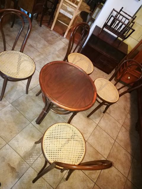 Rattan garnitúra 4db székkel